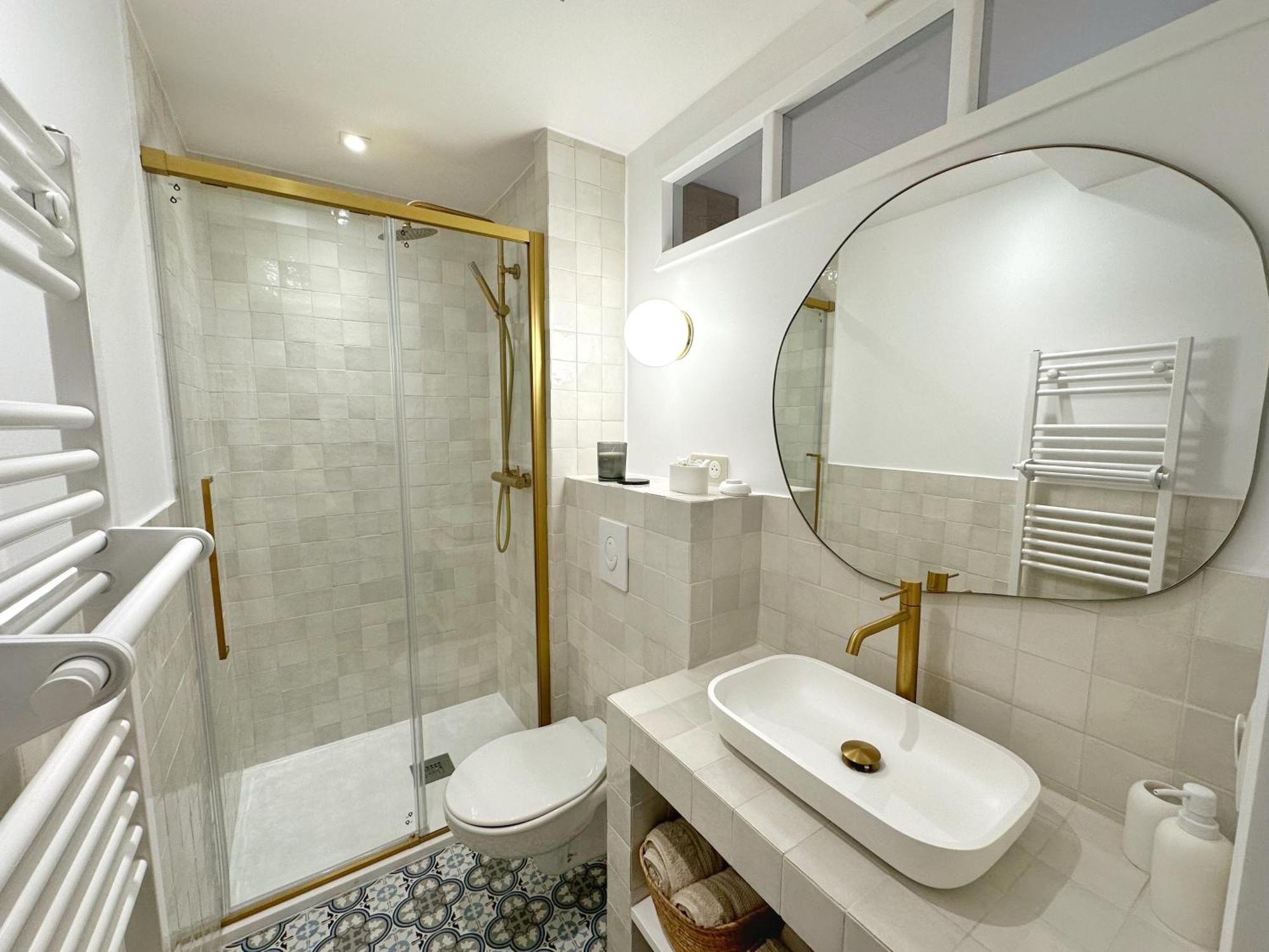 Appartement La Maison Cavet 5 De Standing Au Coeur Du Village Sanary-sur-Mer