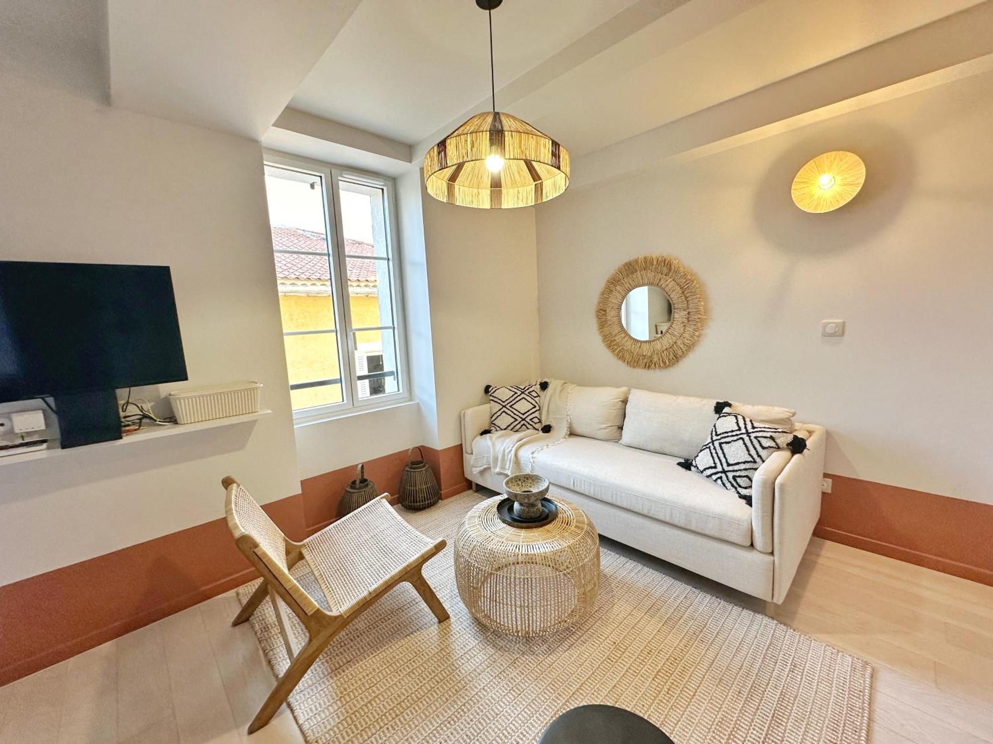 Apartment La Maison Cavet 5 De Standing Au Coeur Du Village